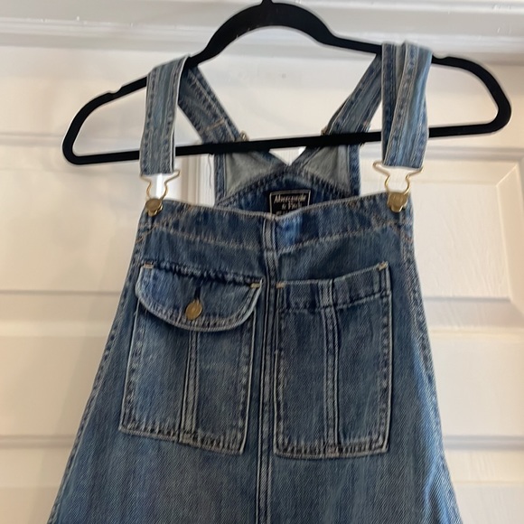 Abercrombie & Fitch Distressed Denim Overalls Medium - Picture 5 of 7